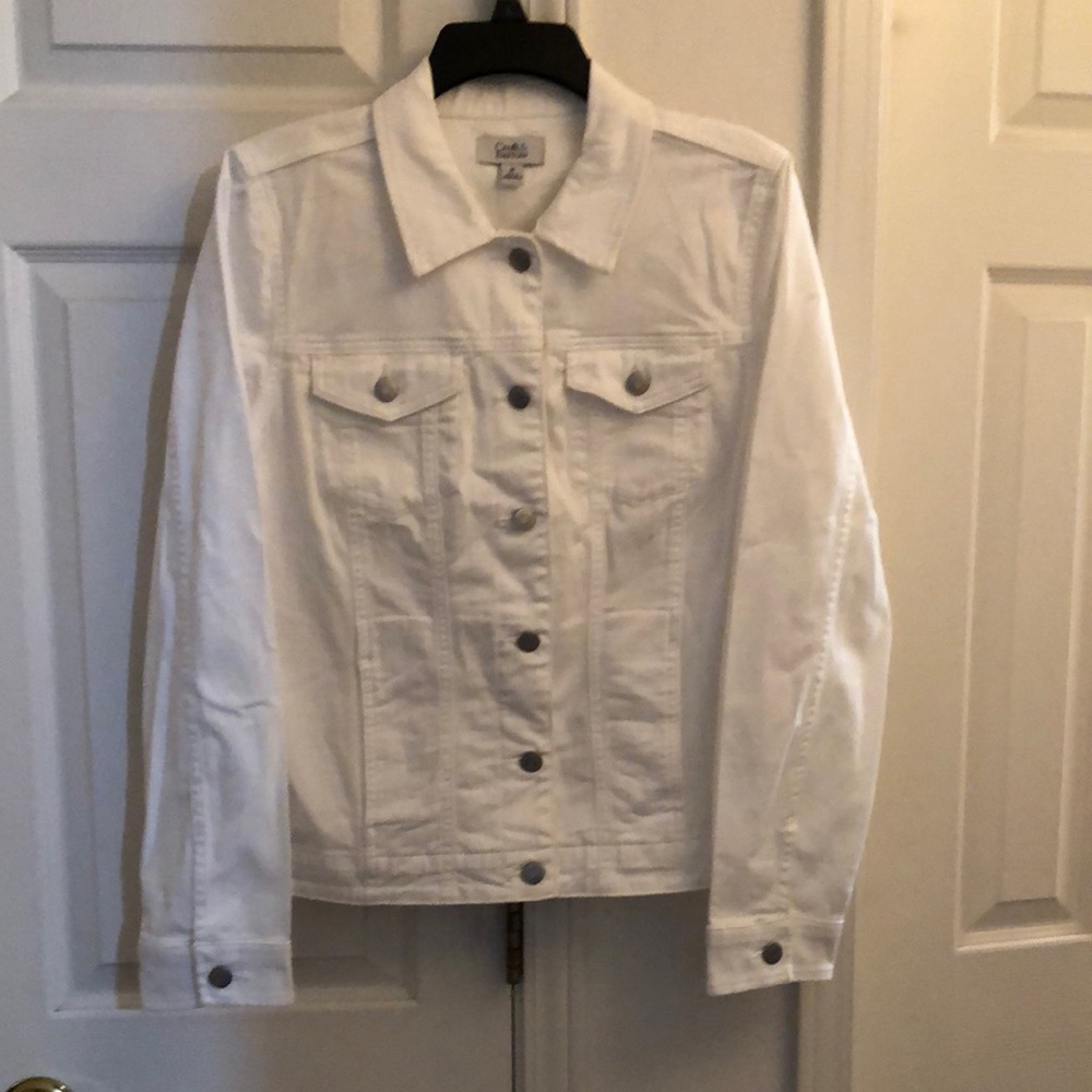 Croft & Barrow White Denim Jacket Size Medium